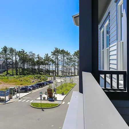 Windjammer By Seabrook Hospitality